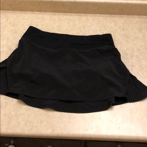 Lululemon play off the pleats skirt